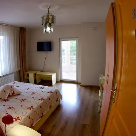 приятелската къща Pensionat 3*