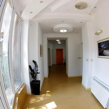 Pensionat приятелската къща 3*