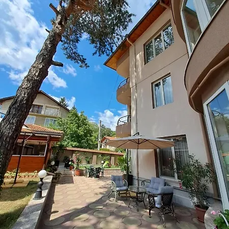 приятелската къща 3* Velingrad