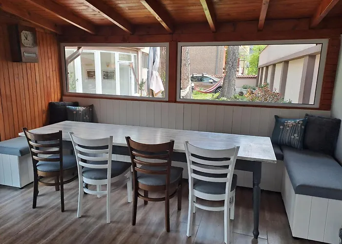 Vendégház приятелската къща